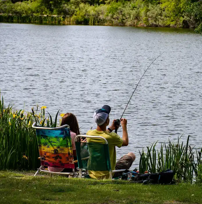 Somerset Dam – Where Anglers Surrender to Untamed Serenity